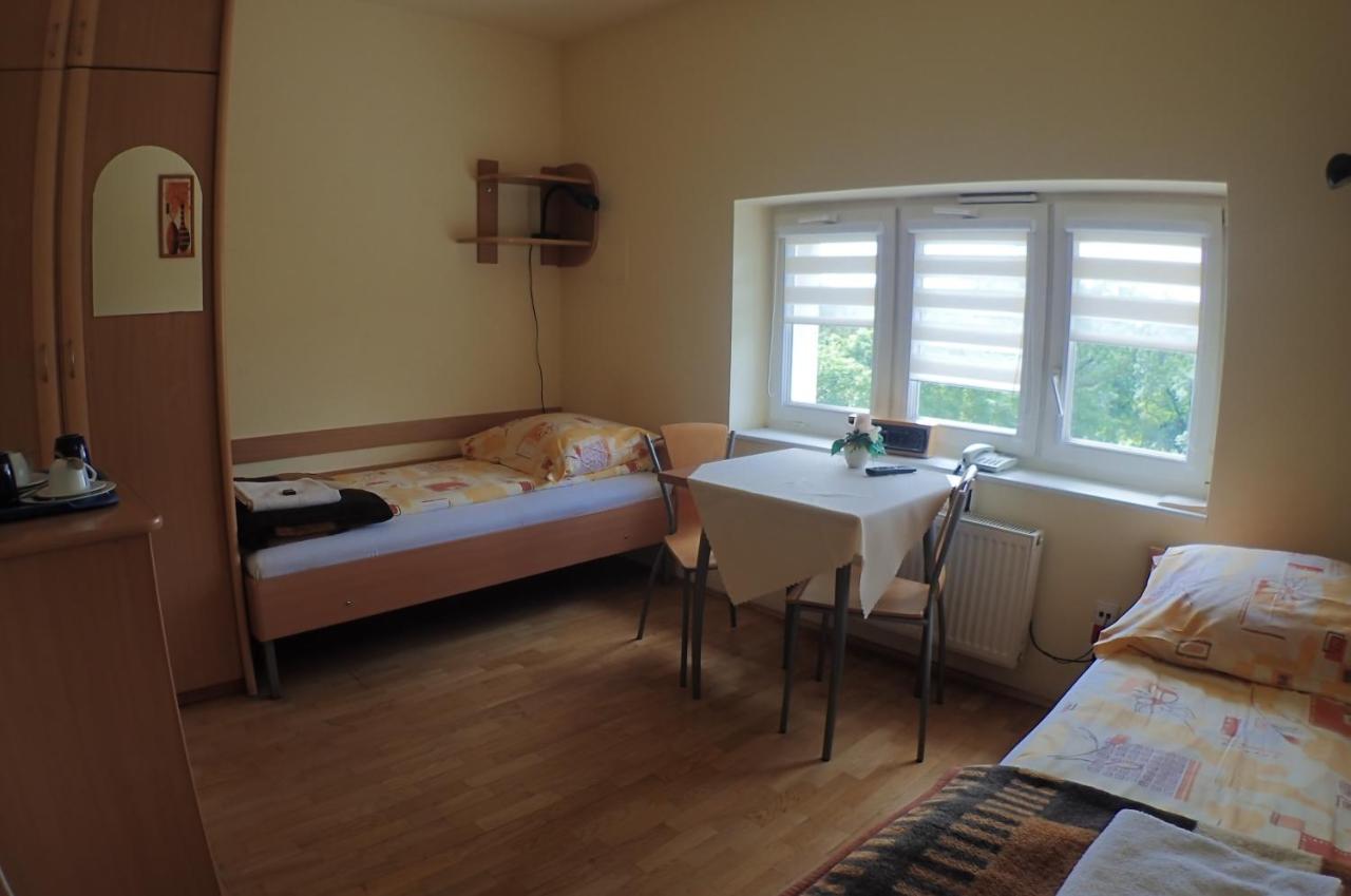 Nawojka Hotele Studenckie Krakow Dış mekan fotoğraf