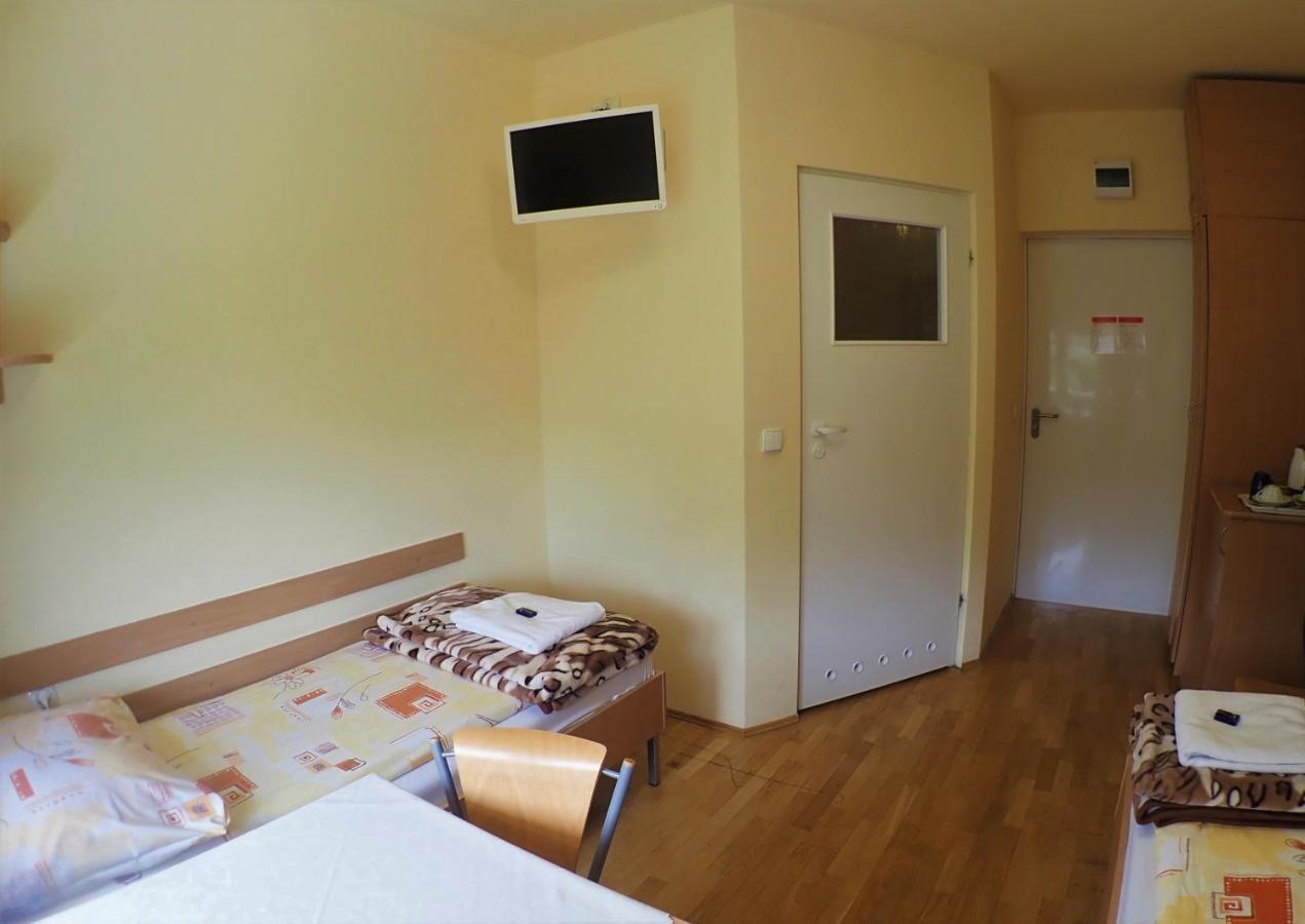 Nawojka Hotele Studenckie Krakow Dış mekan fotoğraf